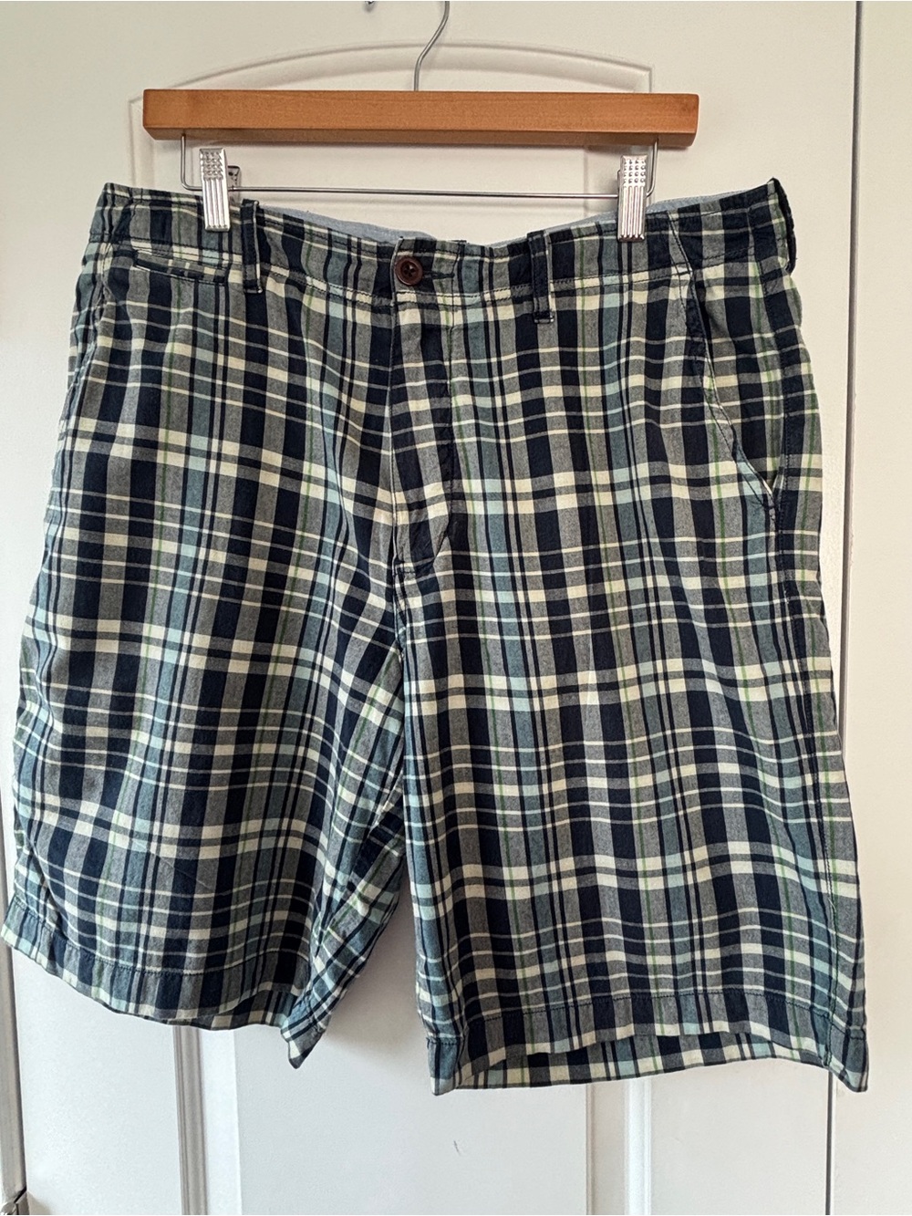 J. Crew Men’s Navy, White & Light Green Plaid Flat Front Shorts